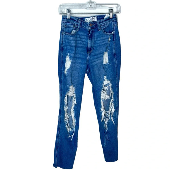 Hollister Jean Distressed 3R- waist is 26 inseam is 26 inches.  Med blue. - Picture 2 of 9